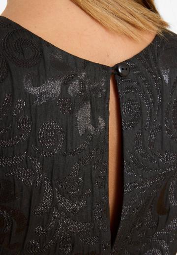 Блузка без рукавов