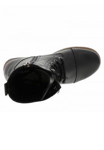 Ботинки на шнуровке