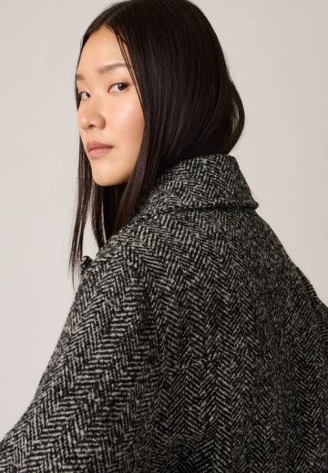 Шерстяное пальто