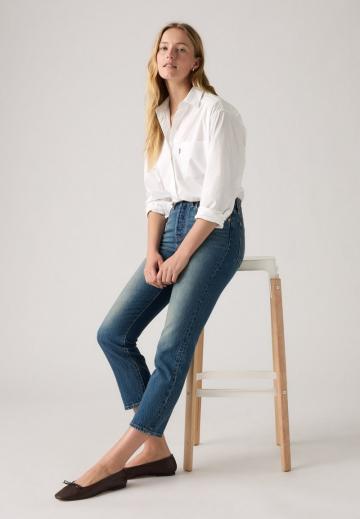 Короткие джинсы