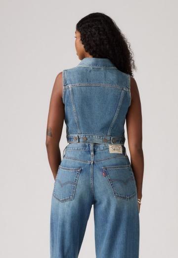 Короткая куртка