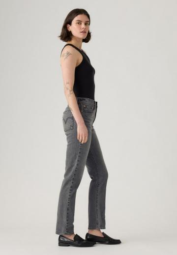 Узкие джинсы