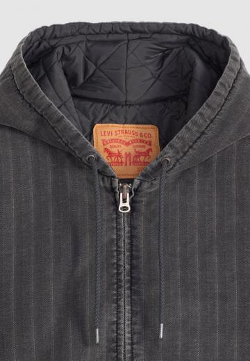 Джинсовая куртка