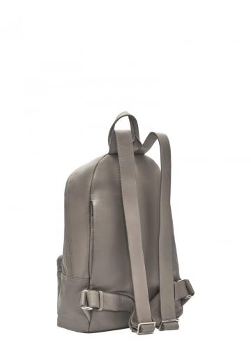 Кожаный рюкзак