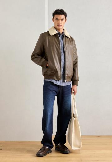 Куртка бомбер