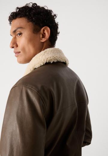 Куртка бомбер