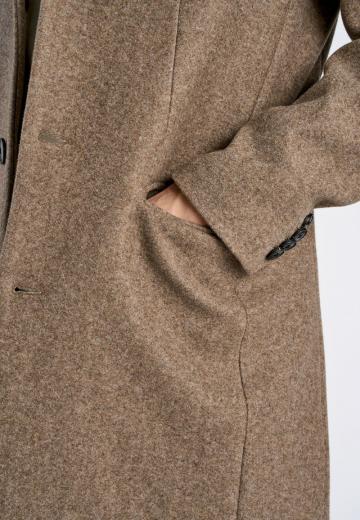 Короткое пальто