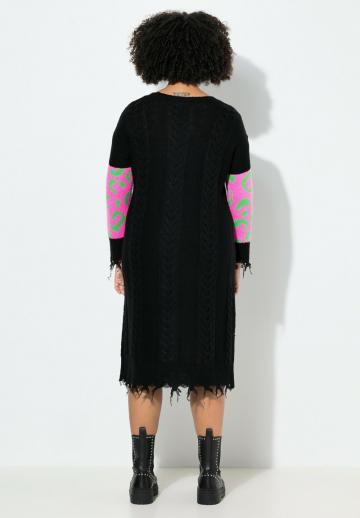 Вязаное платье