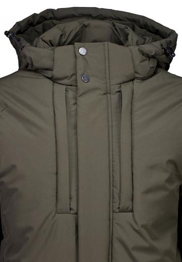 Зимняя куртка