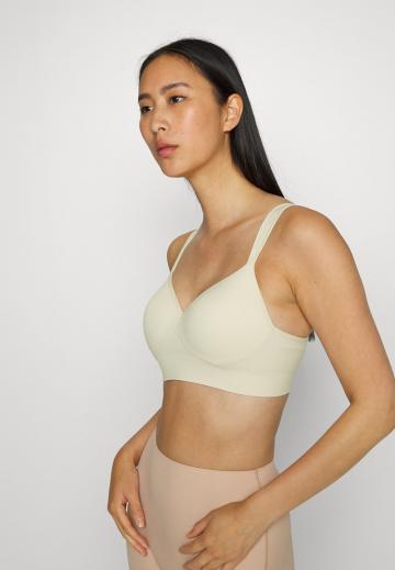 Бюстгальтер на косточках