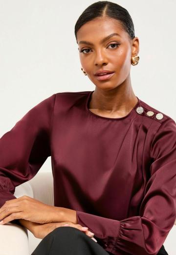 Атласная блузка