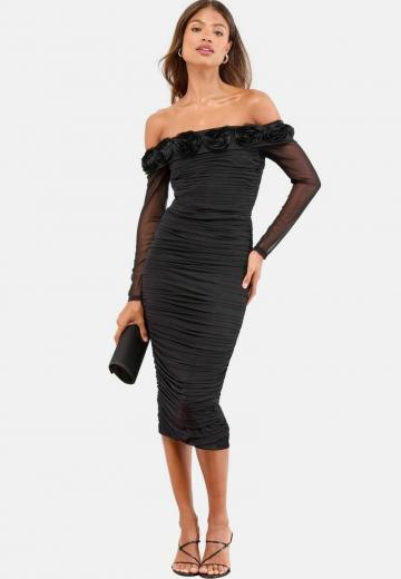 Платье футляр