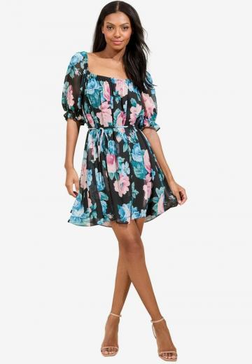 Короткое платье