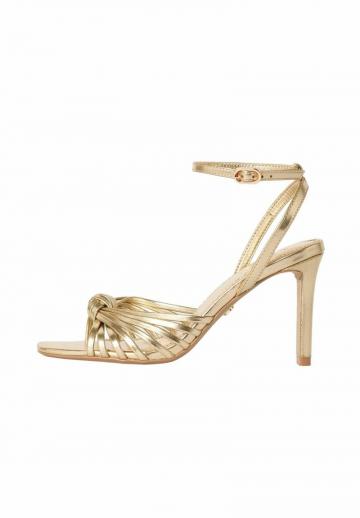 Гандбольные кроссовки