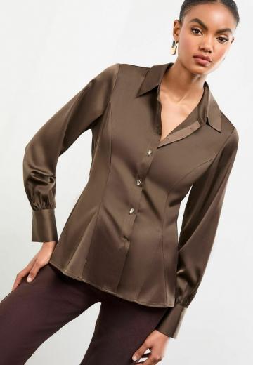 Атласная блузка