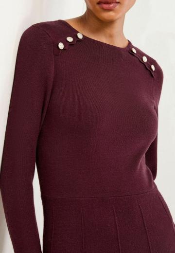 Платье футляр