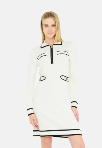 Вязаное платье