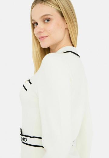 Вязаное платье