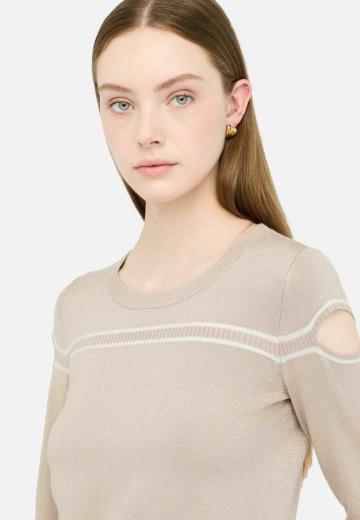 Пуловер в полоску