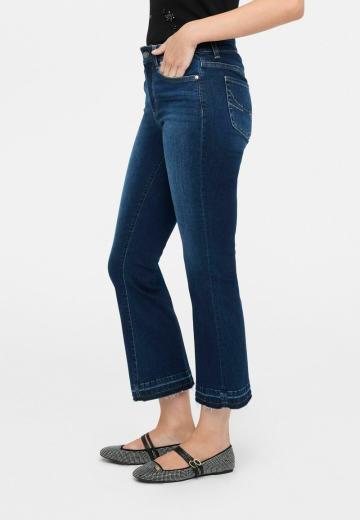 Клешеные брюки