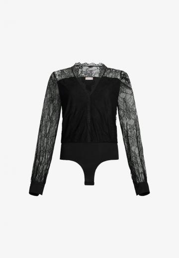 Кружевная блузка