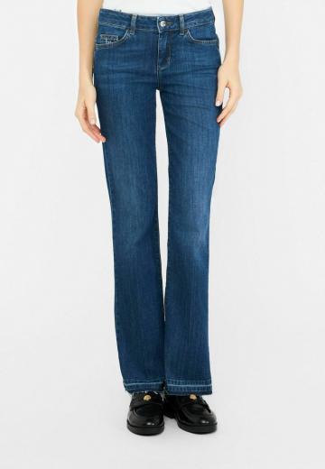 Клешеные брюки