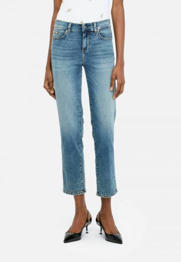 Короткие джинсы