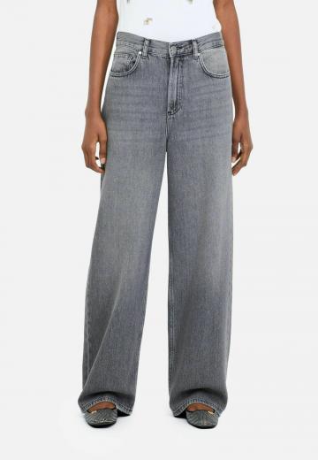 Свободные джинсы