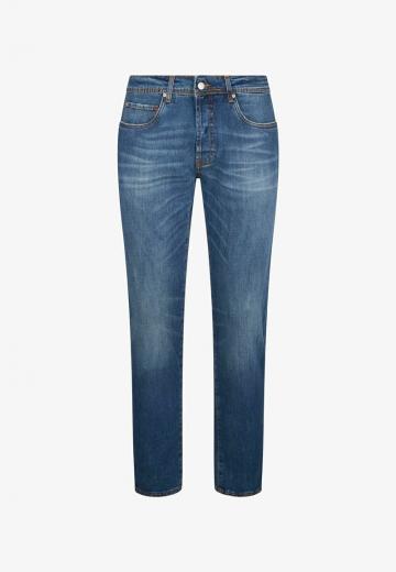 Узкие джинсы