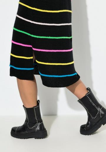 Вязаное платье