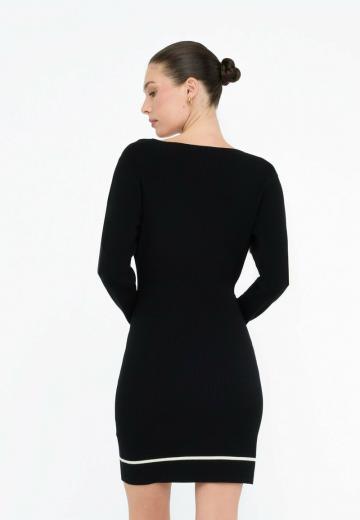 Вязаное платье