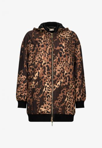 Короткое пальто