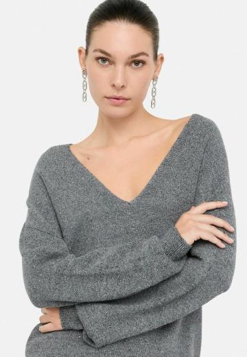 Длинный пуловер