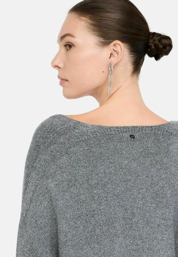 Длинный пуловер