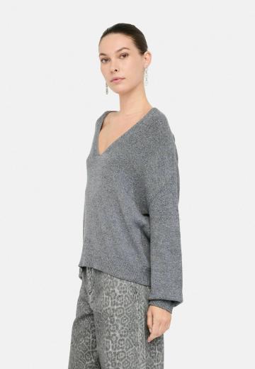 Длинный пуловер