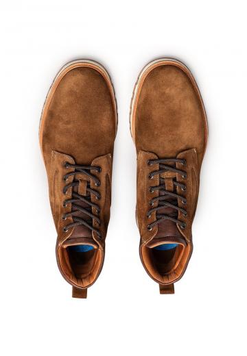 Ботинки на шнуровке