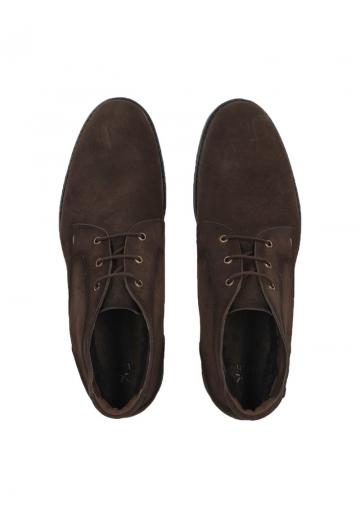 Ботинки на шнуровке