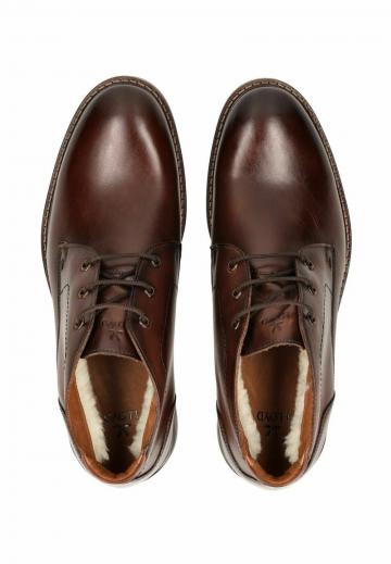 Ботинки на шнуровке