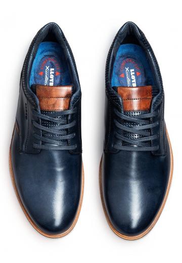 Ботинки на шнуровке