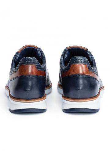 Ботинки на шнуровке