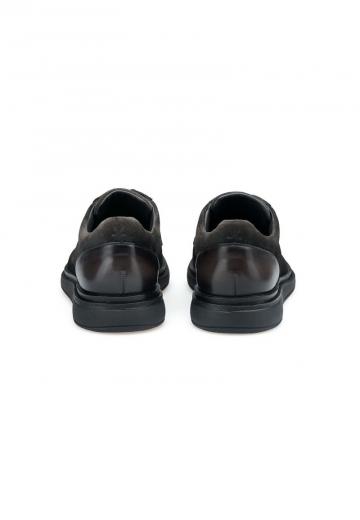 Ботинки на шнуровке