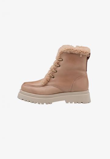 Зимние ботинки