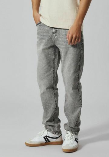 Джинсы