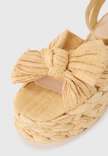 Босоножки на платформе