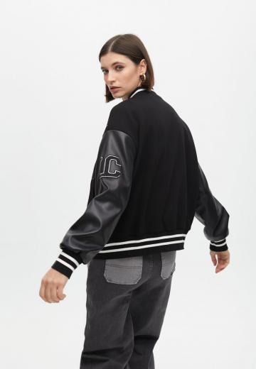 Флисовая куртка