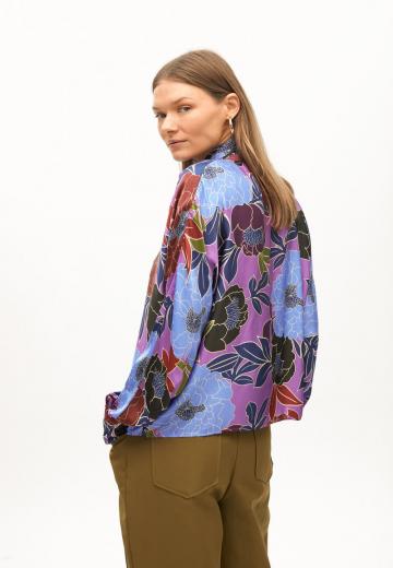 Атласная блузка