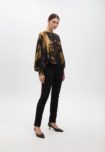 Атласная блузка