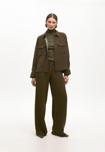 Блейзер с накладными карманами