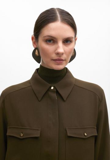 Блейзер с накладными карманами