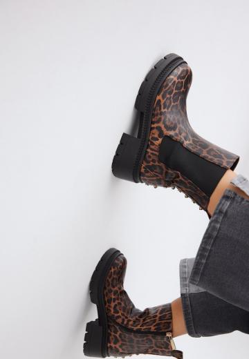 Полусапожки на платформе